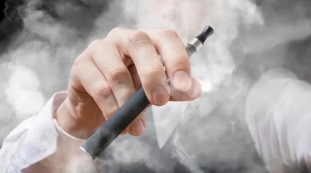 电子烟有害吗?能帮烟民戒烟吗?权威机构整合800份报告给你答案 电子烟有害吗?能帮烟民戒烟吗?权威机构整合800份报告给你答案