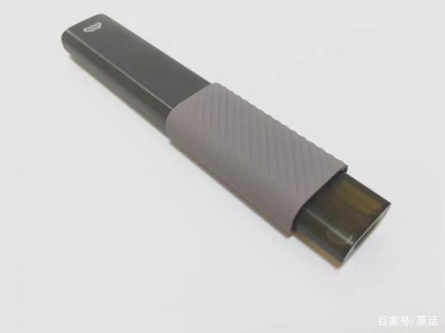 尼古丁盐发明人首创喜雾电子烟评测,全球首款推拉式隐藏烟嘴设计 尼古丁盐发明人首创喜雾电子烟评测,全球首款推拉式隐藏烟嘴设计