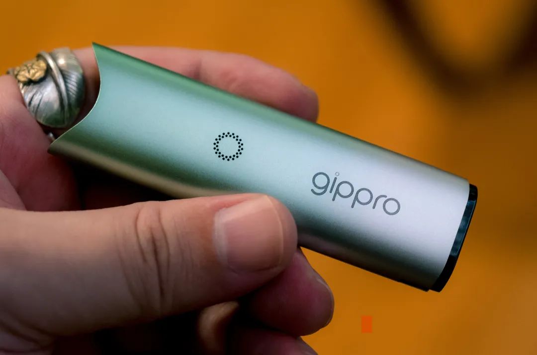 龙舞gippro SE轻彩系列电子烟|下沉市场又一生力军强势来袭 龙舞gippro SE轻彩系列电子烟|下沉市场又一生力军强势来袭