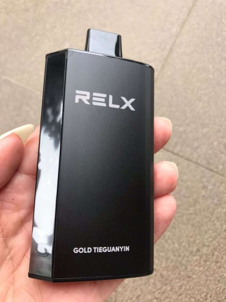 悦刻ACE 30000口一次性电子烟实测：使用时长、口味与价格全解析