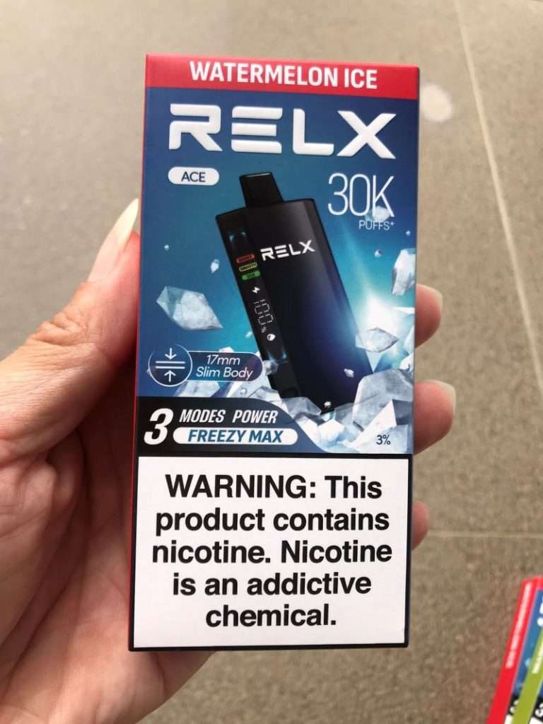 悦刻ACE 30000口一次性电子烟实测：使用时长、口味与价格全解析