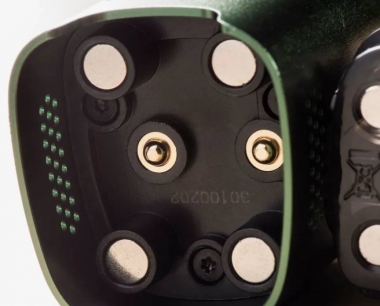 魔鬼鱼再掀电子烟大烟雾序幕?Mx Cube玩家级小烟设备。