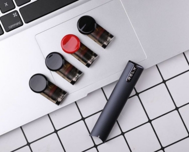 RELX悦刻三代电子烟,悦刻灵点烟弹测评